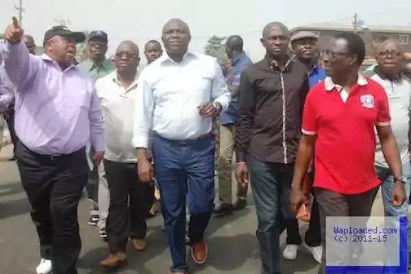 Work day and night to complete Ago Palace Way, Ambode tells contractors